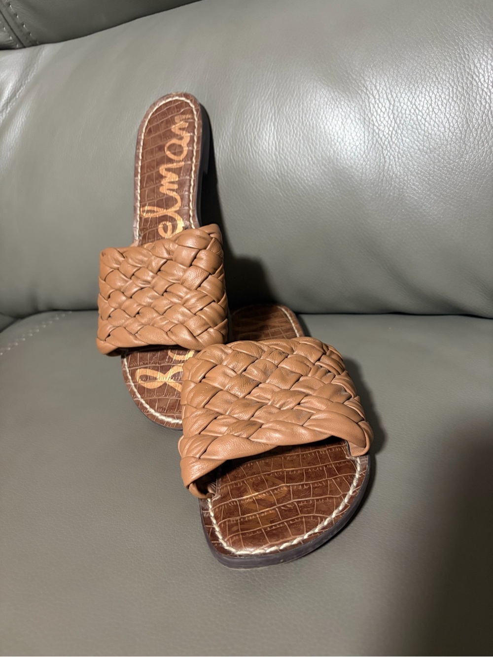 SAM EDELMAN WOMEN'S GRIFFIN WOVEN SLIDE SANDALS. - Picture 2 of 6